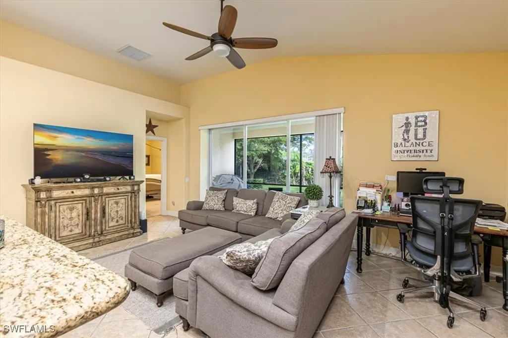1674 Serrano Circle Naples FL 34105