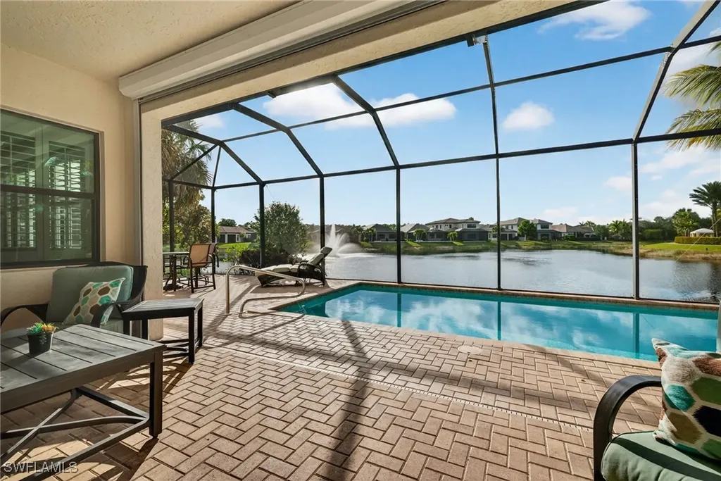 9453 Greenleigh Court Naples FL 34120