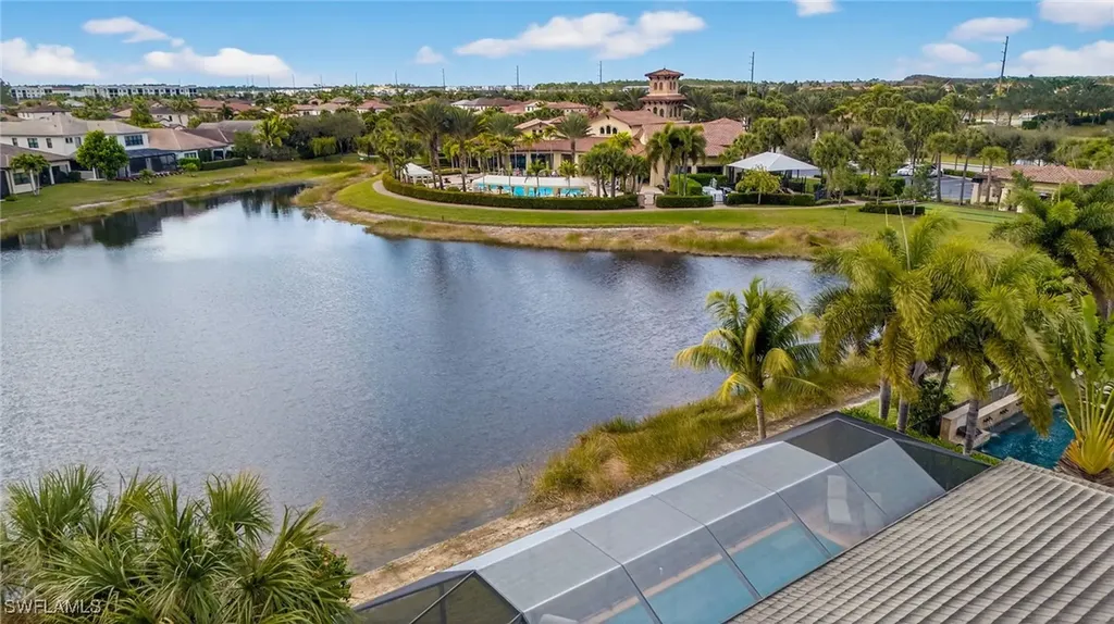 9453 Greenleigh Court Naples FL 34120