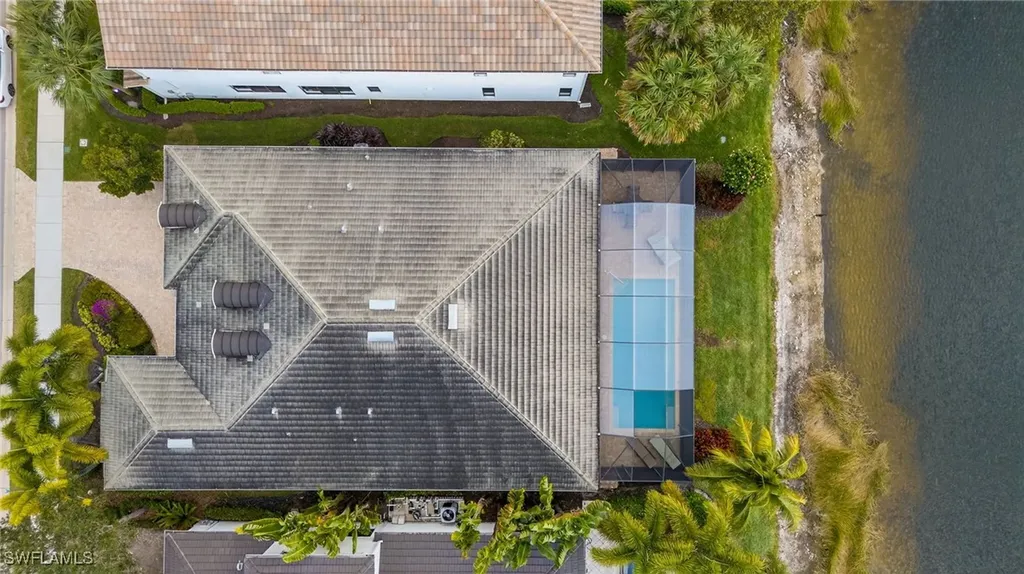 9453 Greenleigh Court Naples FL 34120