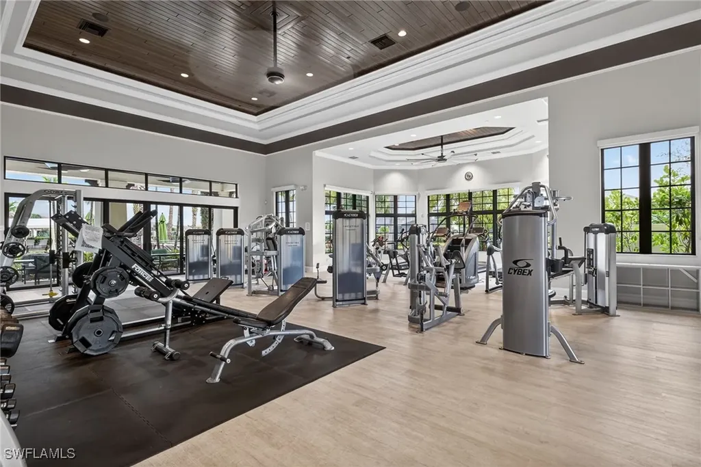 9453 Greenleigh Court Naples FL 34120