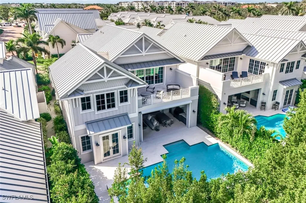 91 14th Street S Naples FL 34102