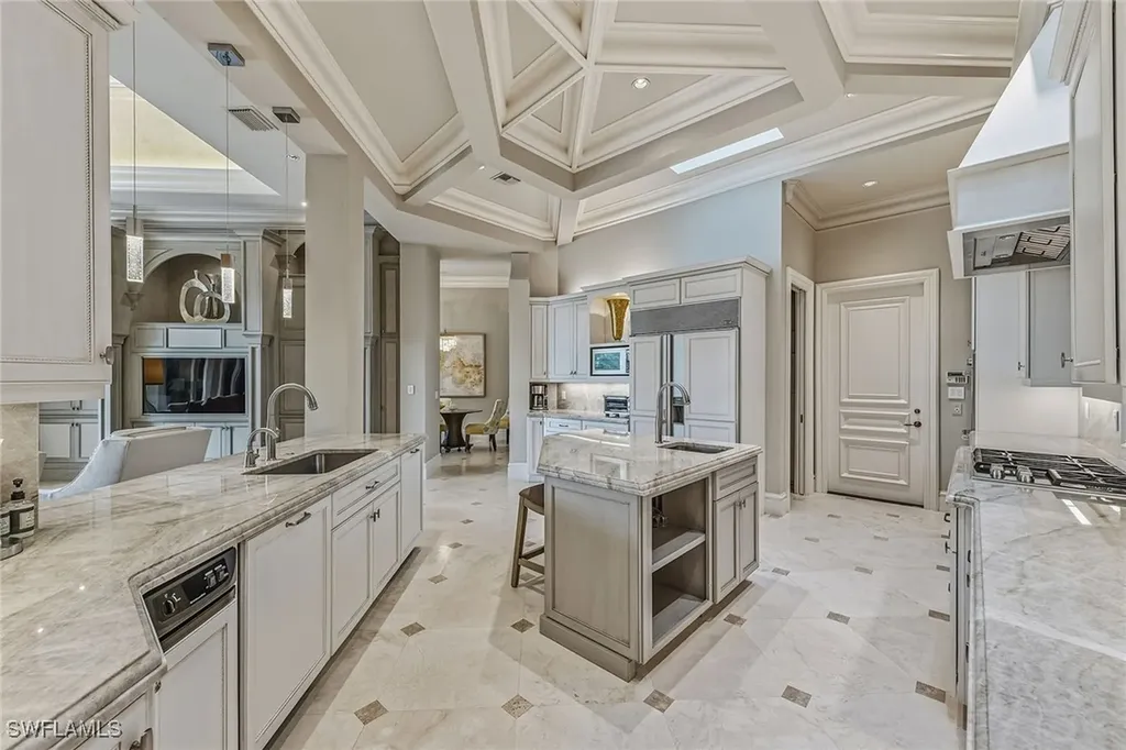 9960 Brassie Bend Naples FL 34108