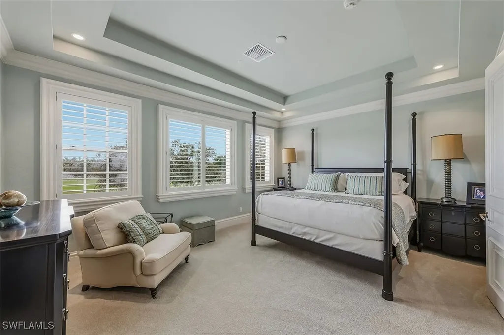 9960 Brassie Bend Naples FL 34108