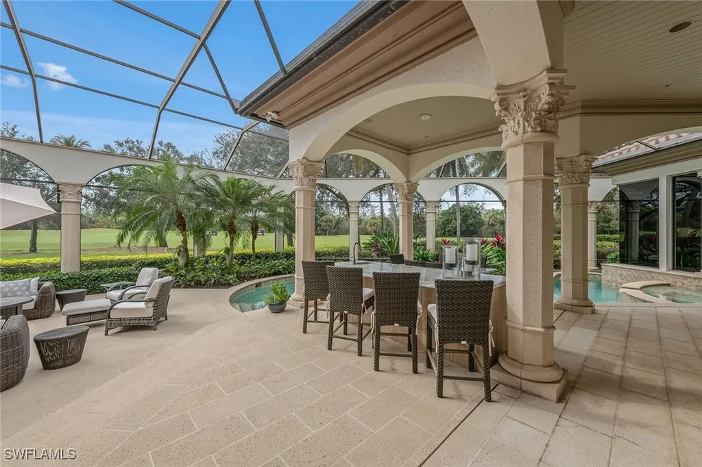 9960 Brassie Bend Naples FL 34108