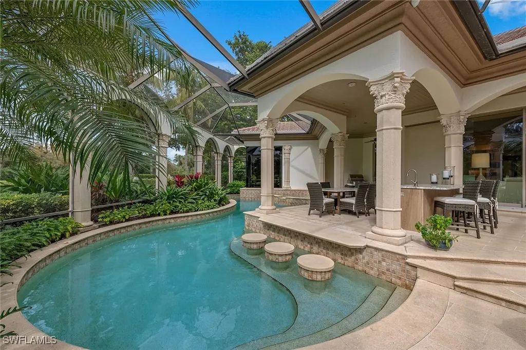 9960 Brassie Bend Naples FL 34108