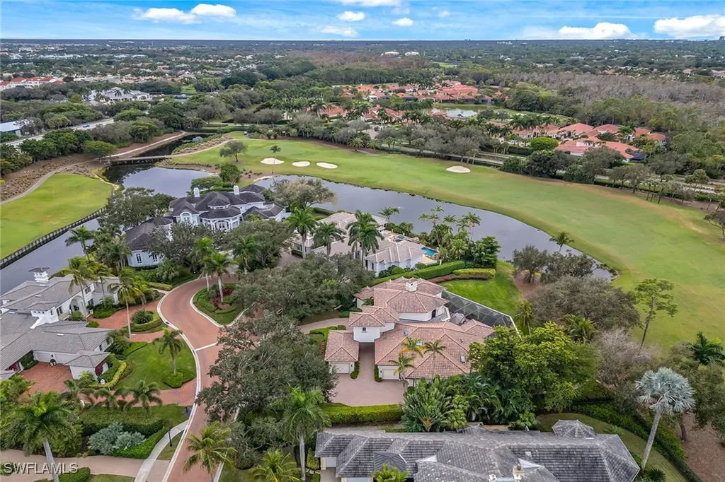 9960 Brassie Bend Naples FL 34108