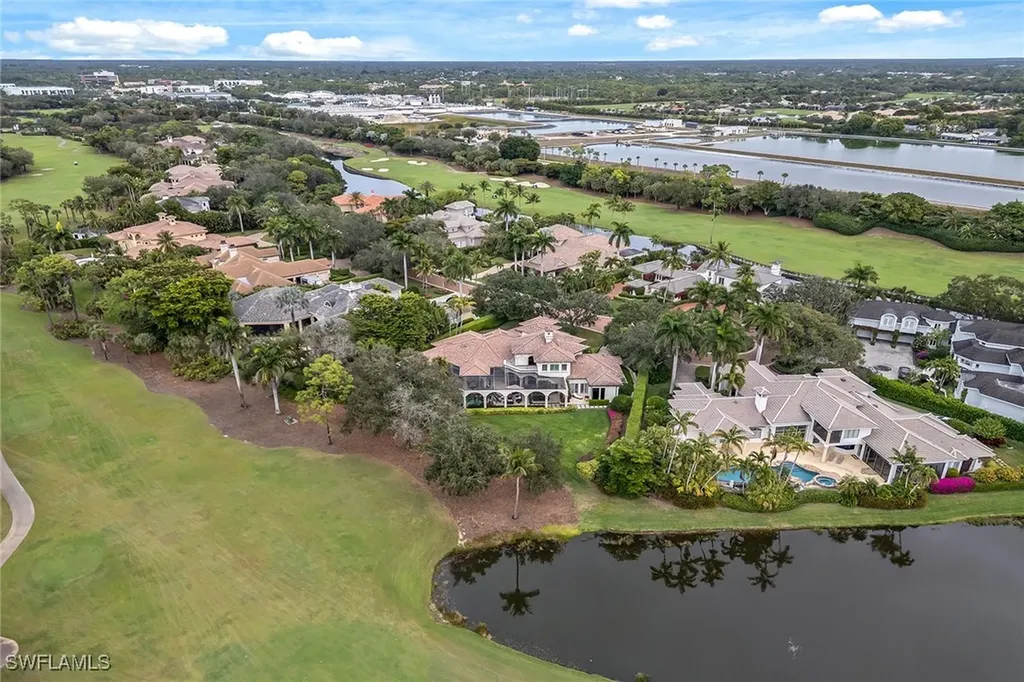 9960 Brassie Bend Naples FL 34108