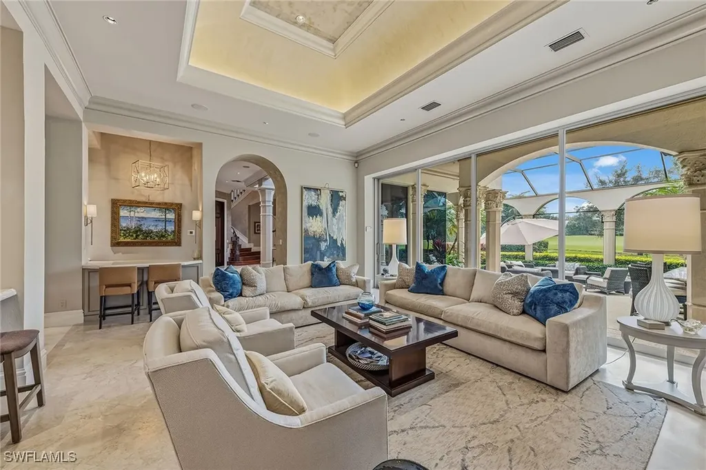 9960 Brassie Bend Naples FL 34108