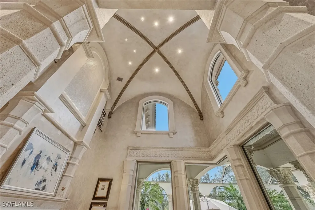 9960 Brassie Bend Naples FL 34108