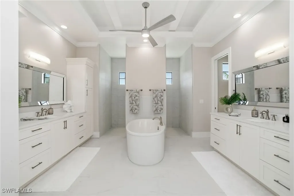 14314 Charthouse Circle Naples FL 34114