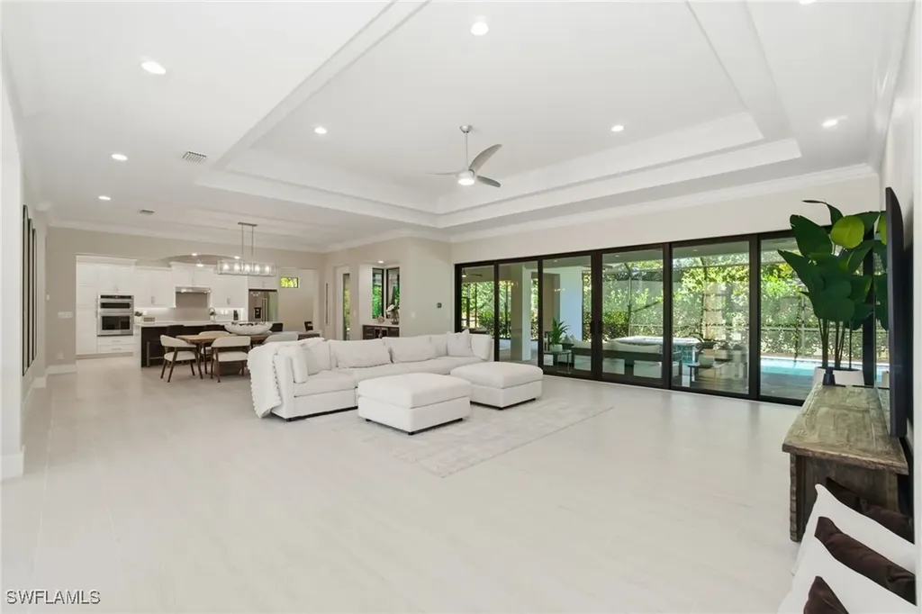 14314 Charthouse Circle Naples FL 34114