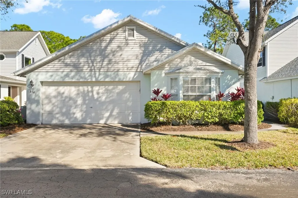 3141 Carriage Circle Naples FL 34105