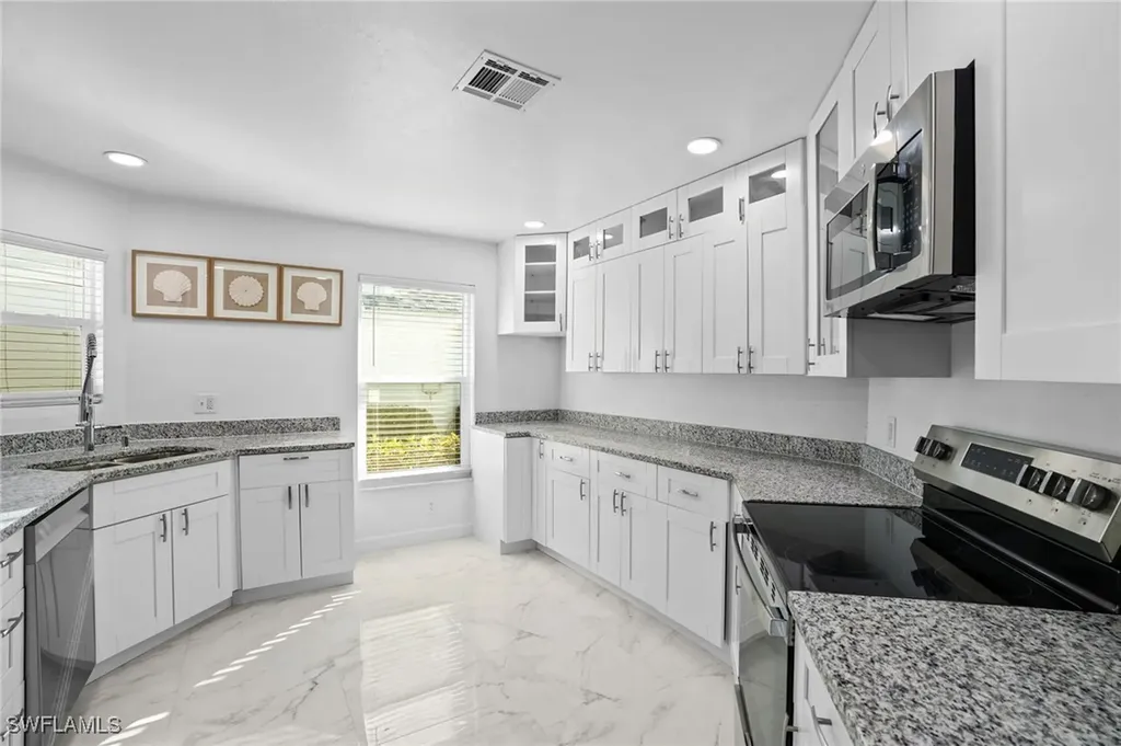 3141 Carriage Circle Naples FL 34105