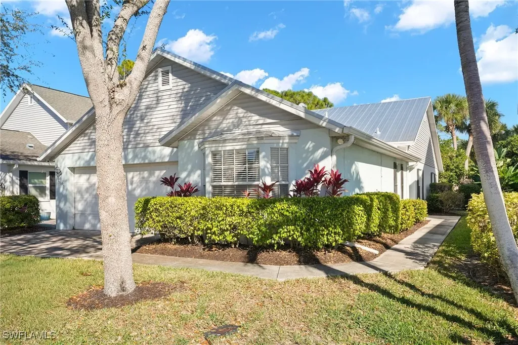 3141 Carriage Circle Naples FL 34105