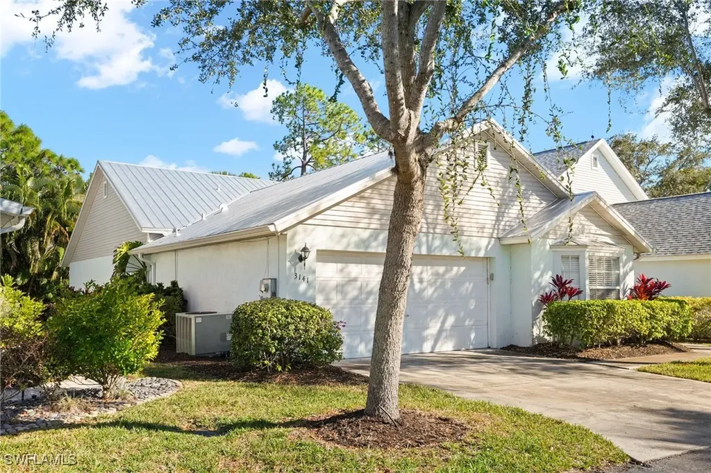 3141 Carriage Circle Naples FL 34105