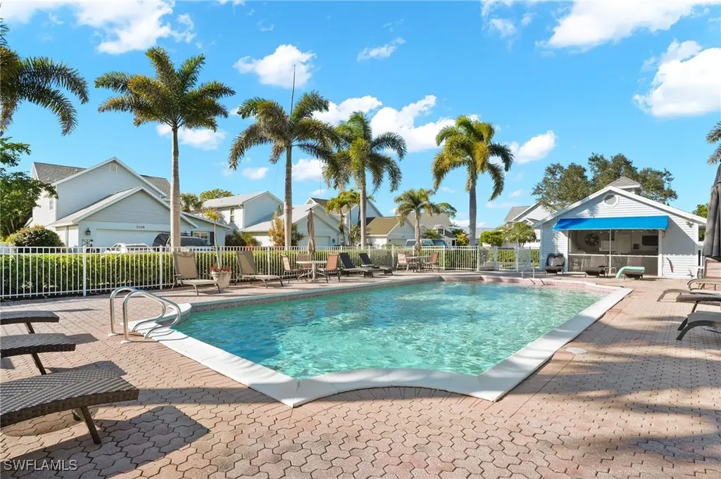 3141 Carriage Circle Naples FL 34105