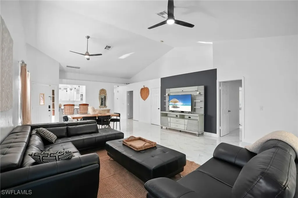 3141 Carriage Circle Naples FL 34105