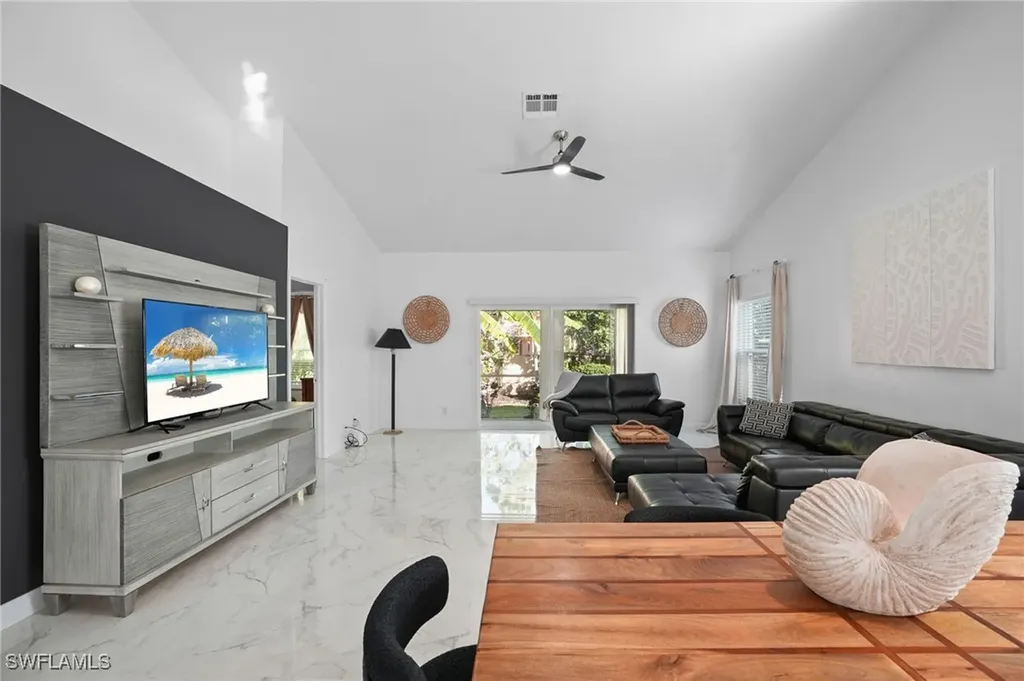 3141 Carriage Circle Naples FL 34105