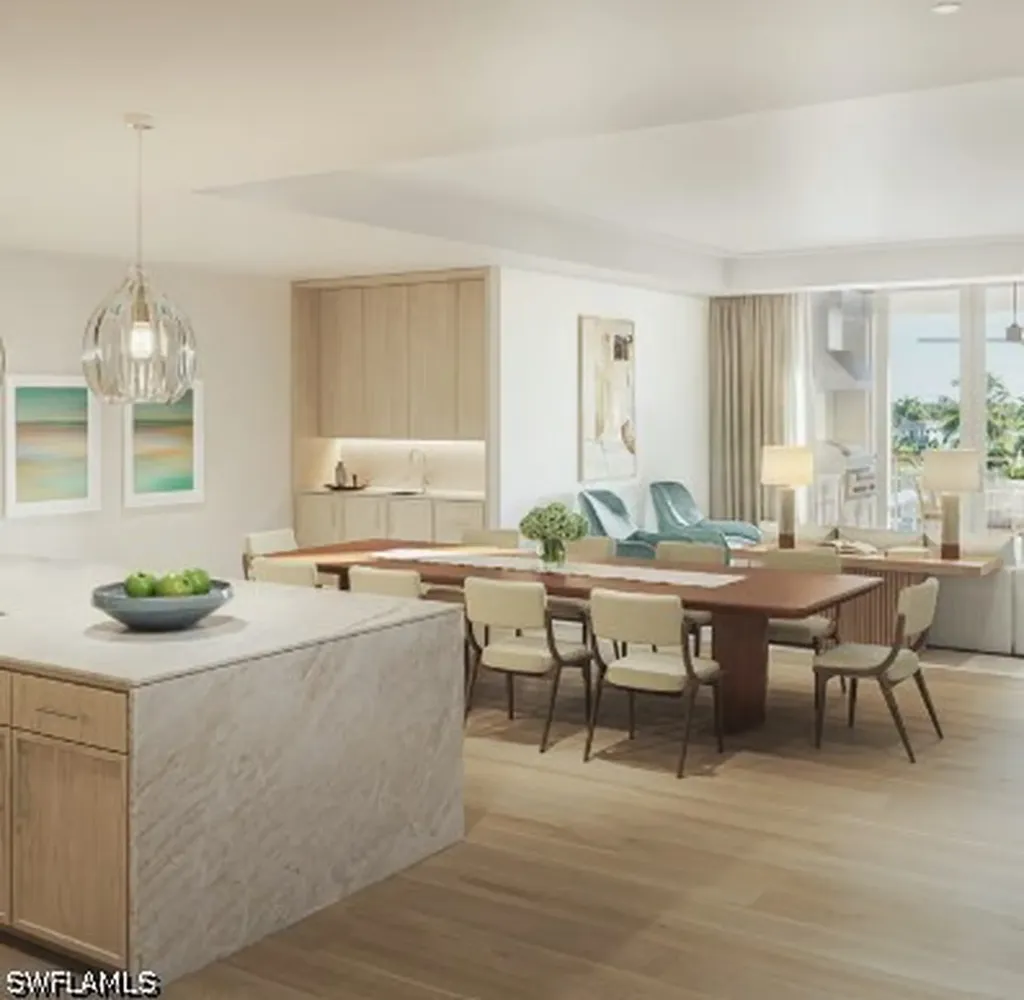 2020 Gulf Shore Boulevard N Naples FL 34102