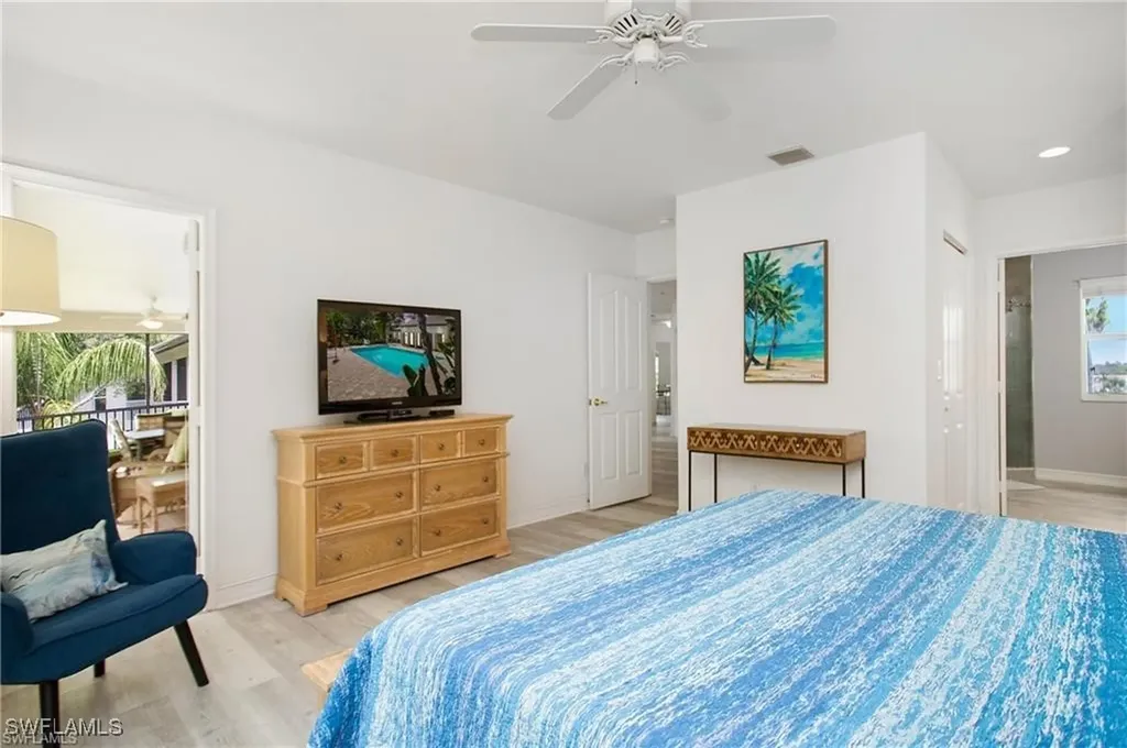 700 Diamond Circle Naples FL 34110