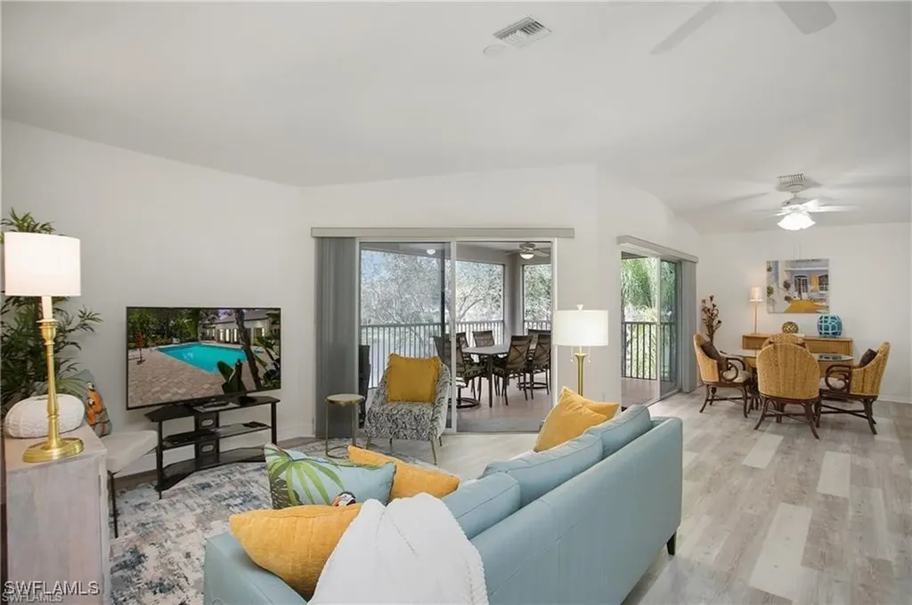 700 Diamond Circle Naples FL 34110