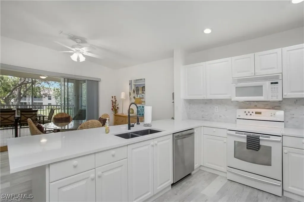 700 Diamond Circle Naples FL 34110