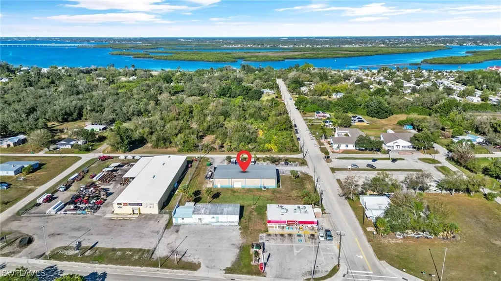 28065 Cleveland Avenue Punta Gorda FL 33982