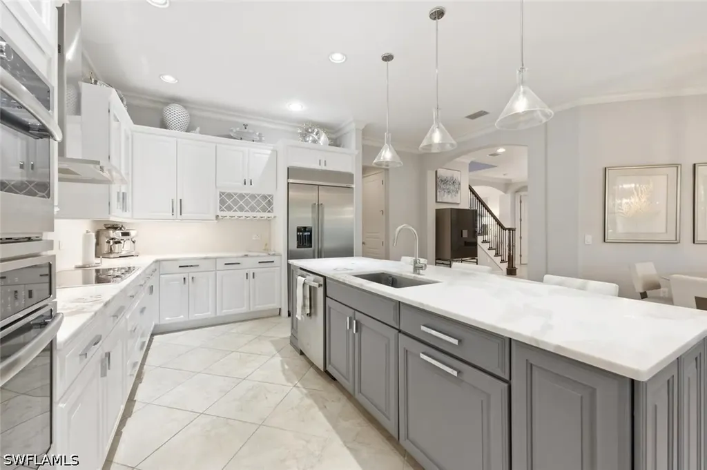6865 Il Regalo Circle Naples FL 34109