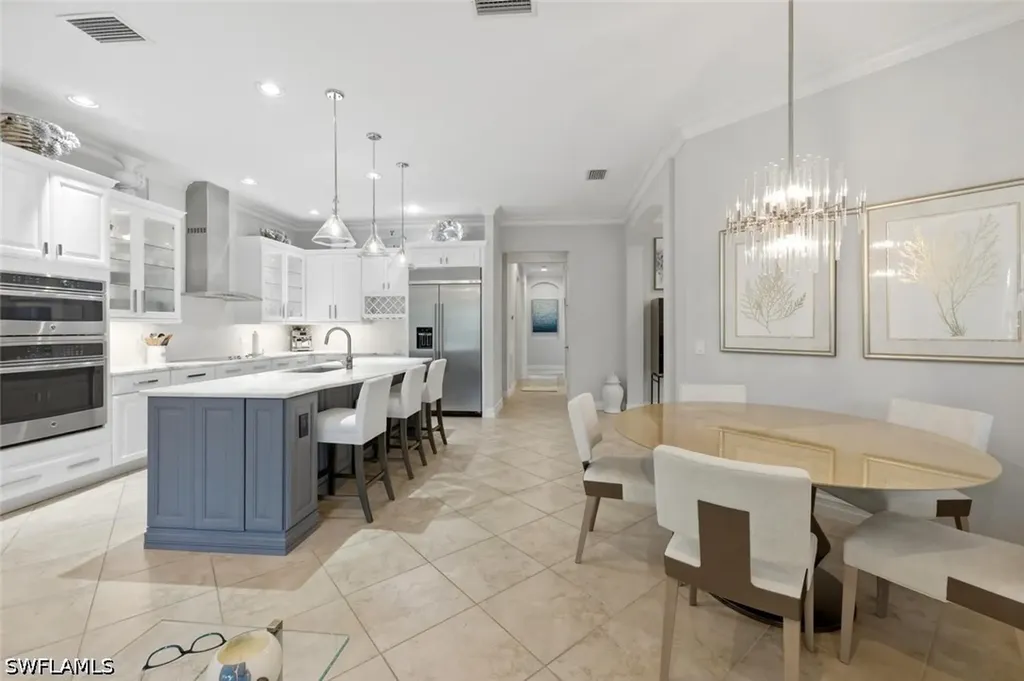 6865 Il Regalo Circle Naples FL 34109
