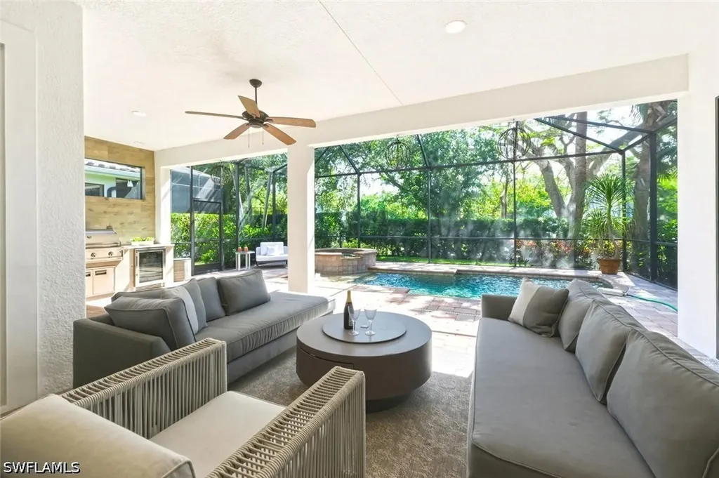 6865 Il Regalo Circle Naples FL 34109