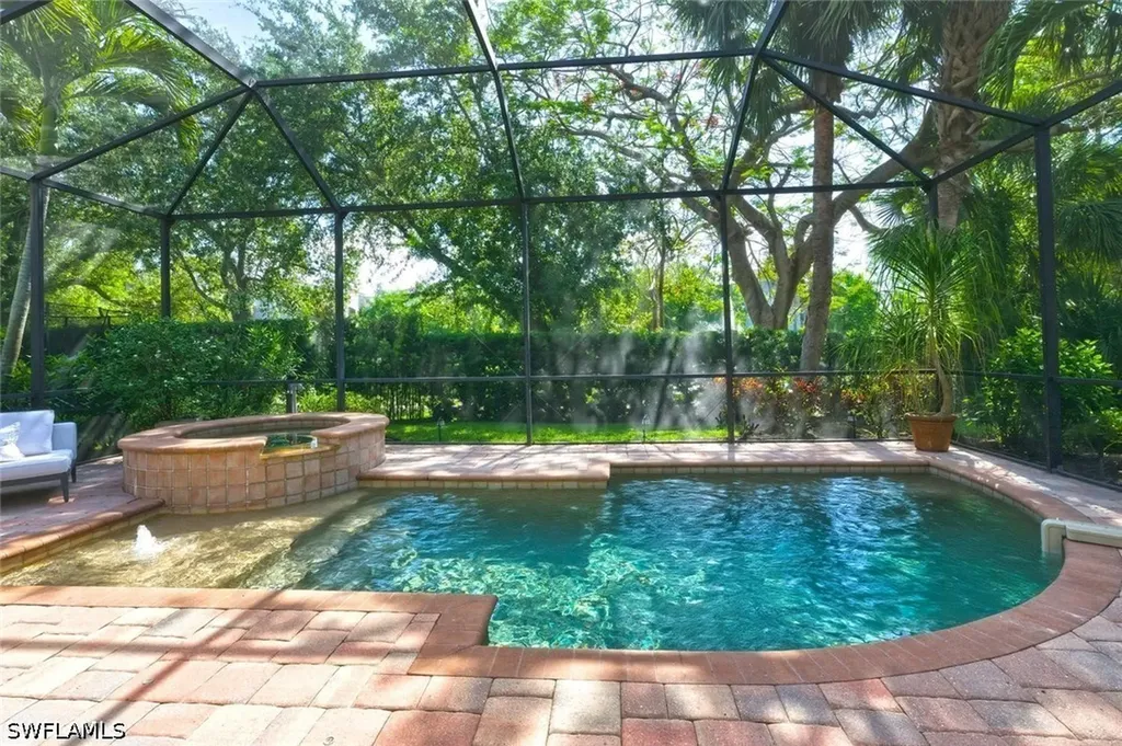 6865 Il Regalo Circle Naples FL 34109