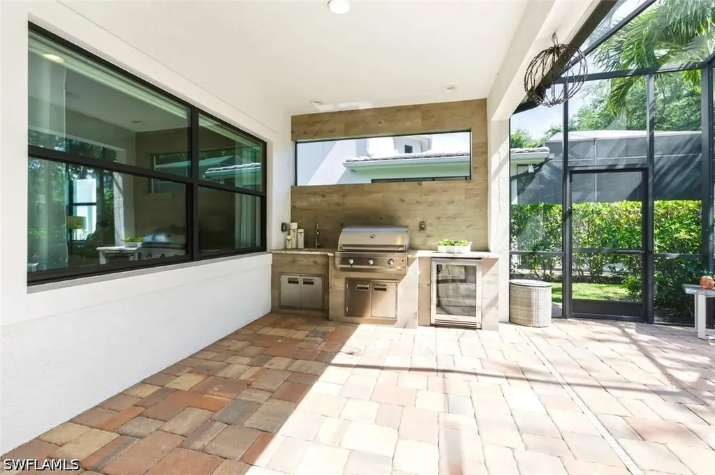 6865 Il Regalo Circle Naples FL 34109