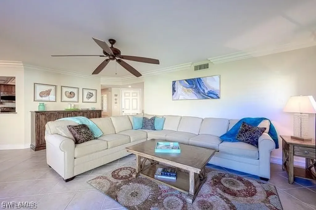 601 Beachwalk Circle Naples FL 34108