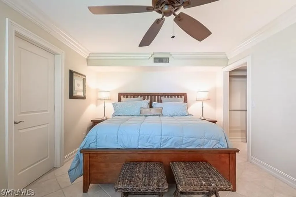 601 Beachwalk Circle Naples FL 34108