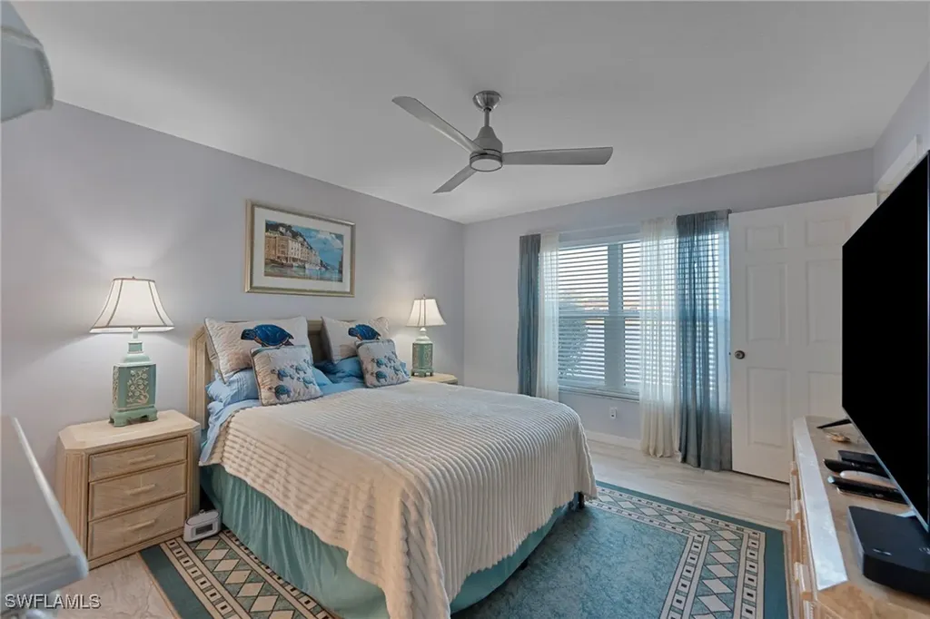 6480 Huntington Lakes Circle Naples FL 34119