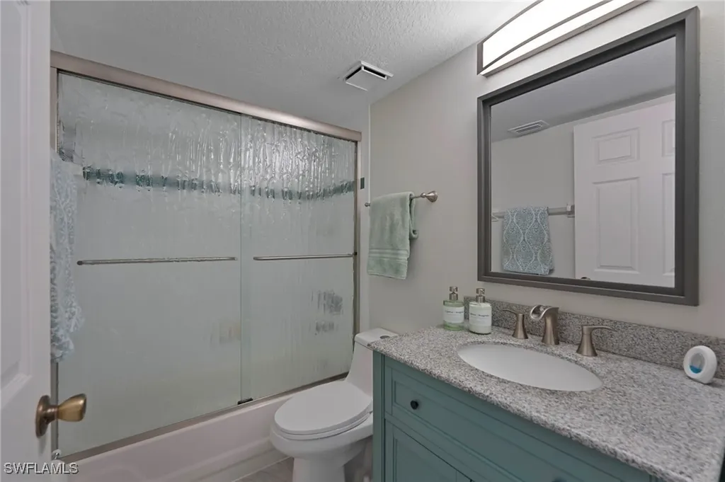 6480 Huntington Lakes Circle Naples FL 34119