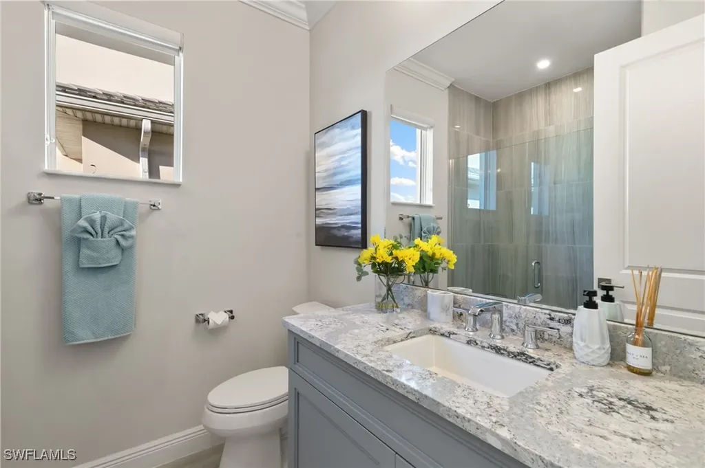 9098 Montserrat Drive Naples FL 34114