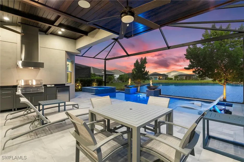 9098 Montserrat Drive Naples FL 34114