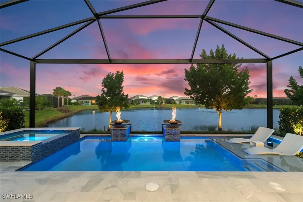 9098 Montserrat Drive Naples FL 34114