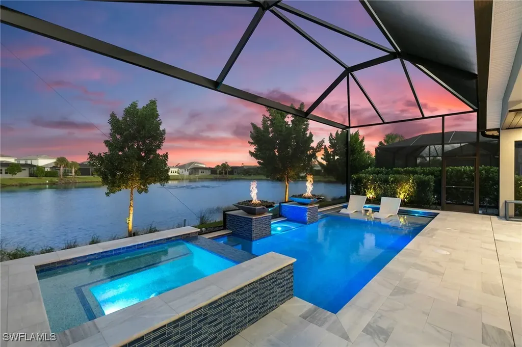9098 Montserrat Drive Naples FL 34114
