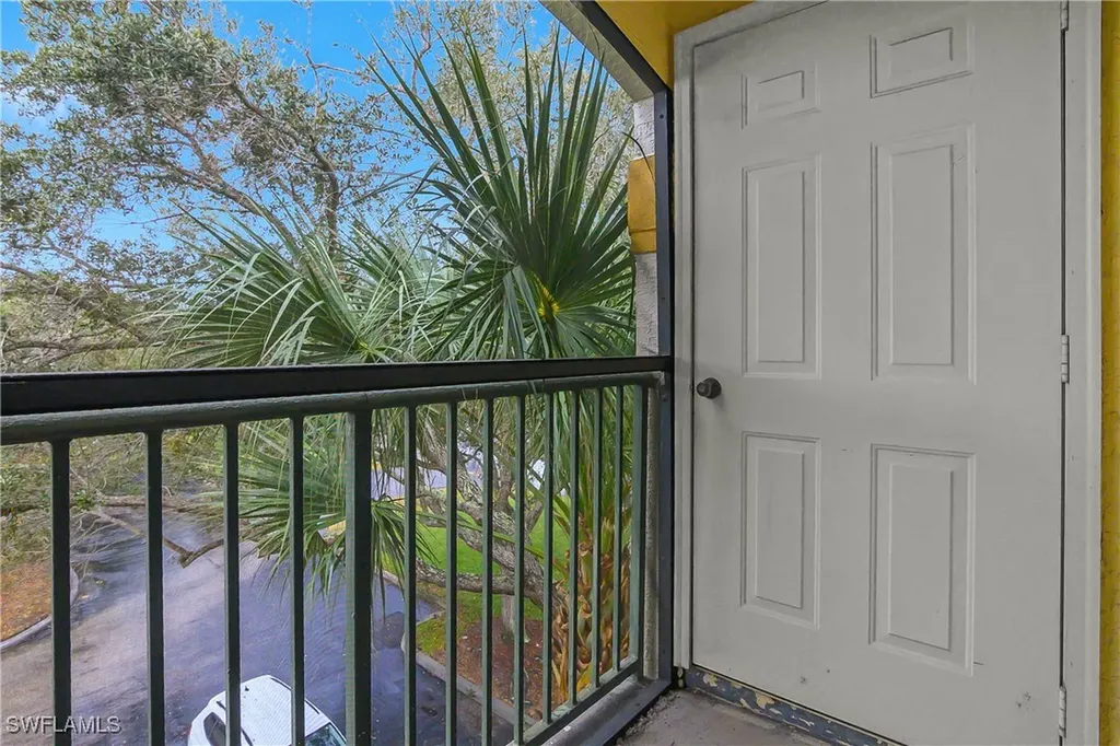 11520 Villa Grand Fort Myers FL 33913