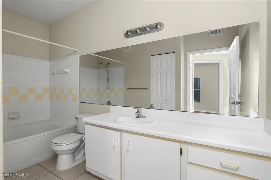11520 Villa Grand Fort Myers FL 33913