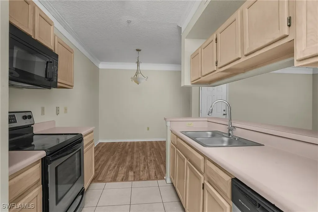 11520 Villa Grand Fort Myers FL 33913