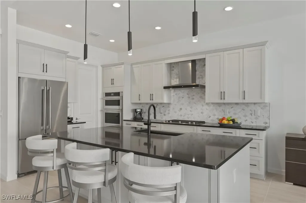 9072 Wisteria Way Naples FL 34114