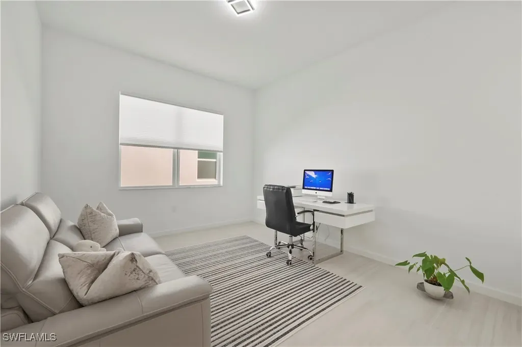 9072 Wisteria Way Naples FL 34114