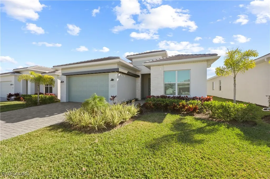 9072 Wisteria Way Naples FL 34114