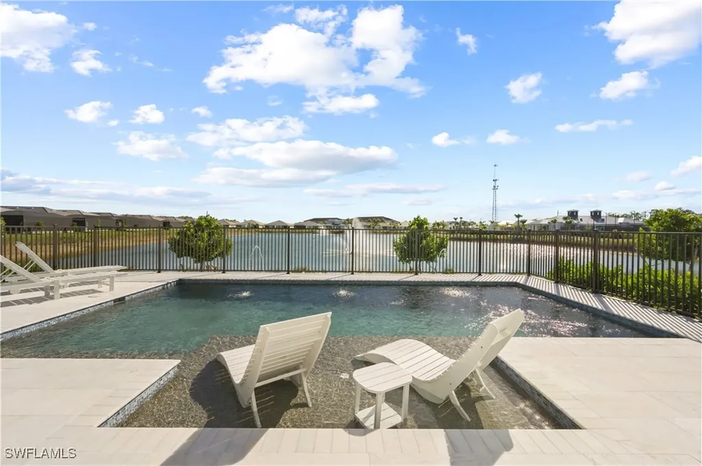 9072 Wisteria Way Naples FL 34114