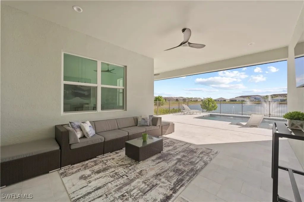 9072 Wisteria Way Naples FL 34114