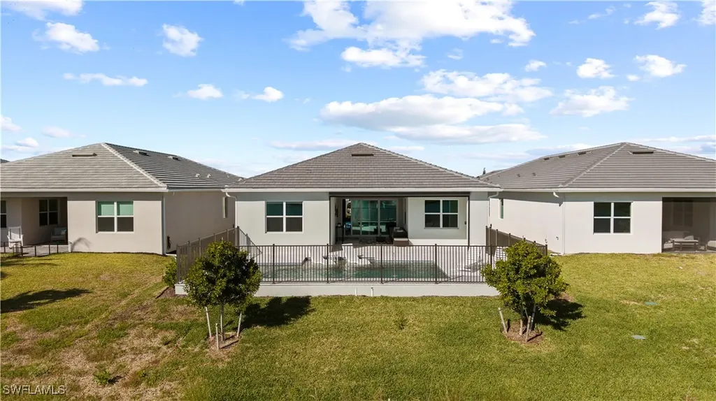 9072 Wisteria Way Naples FL 34114